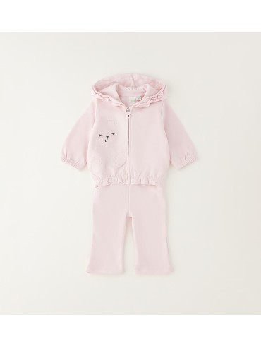 Tuta idomini neonata