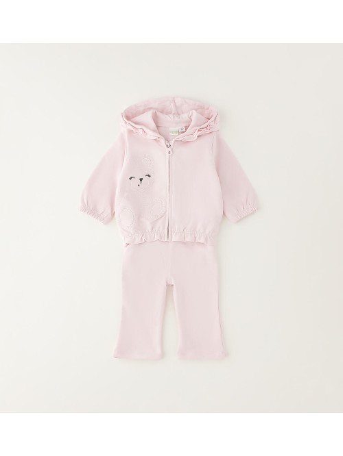 Tuta idomini neonata