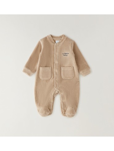 Tutina idomini neonato