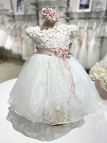 Vestina battesimo les petits enfants