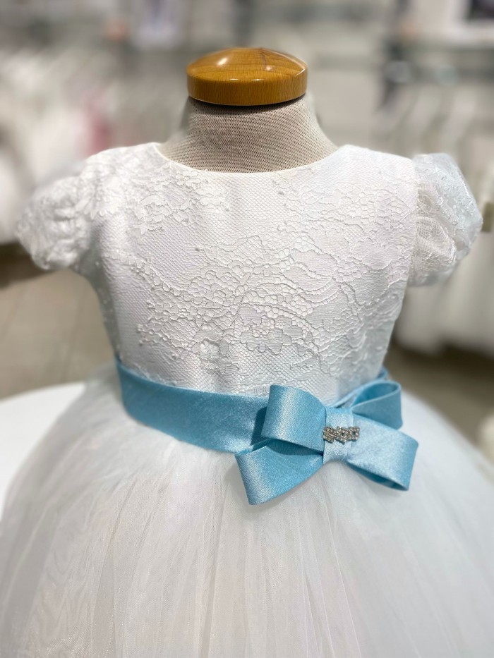 Vestina battesimo les petits enfants