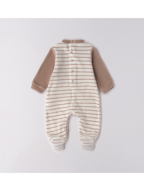 Tutina idomini neonato