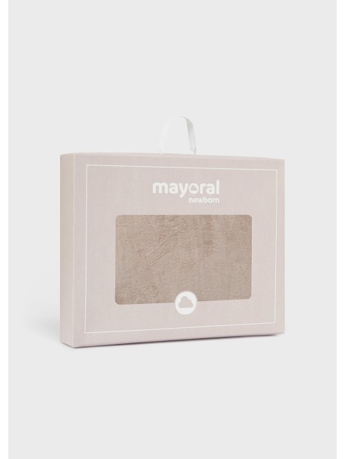 Copertina newborn mayoral