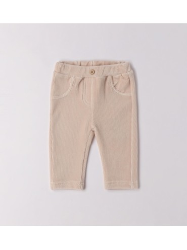 Pant idomini neonata