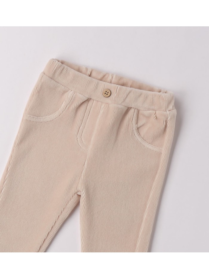 Pant idomini neonata